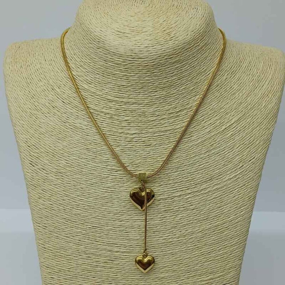 Stainless steel necklace , New with tags , Color gold